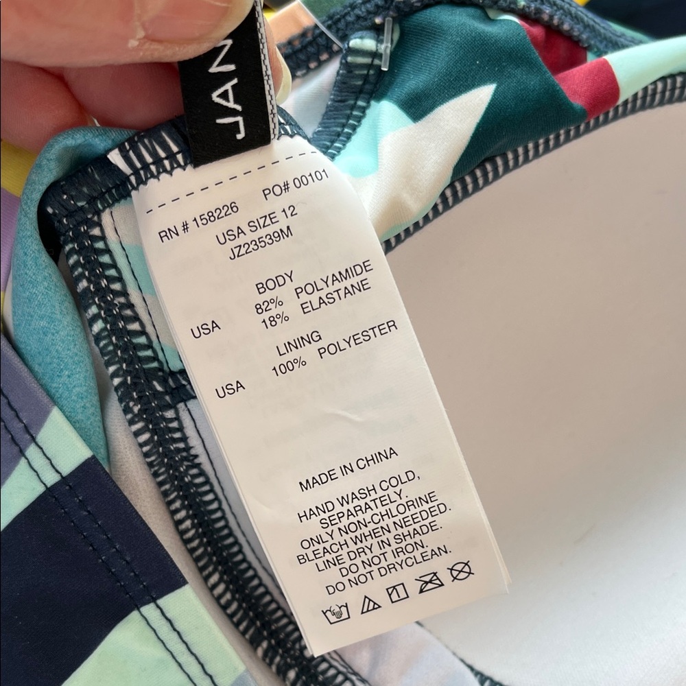 JANTZEN Tropical Print Swimsuit NWT - Picture 6 of 6